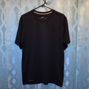 Nike Dri-Fit black short sleeve medium tee shirt